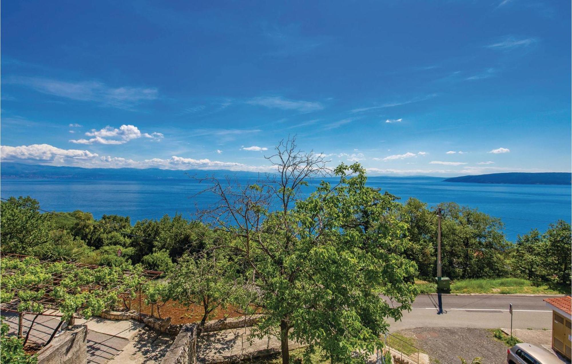 Stunning Apartment In Mošćenička Draga Exterior foto